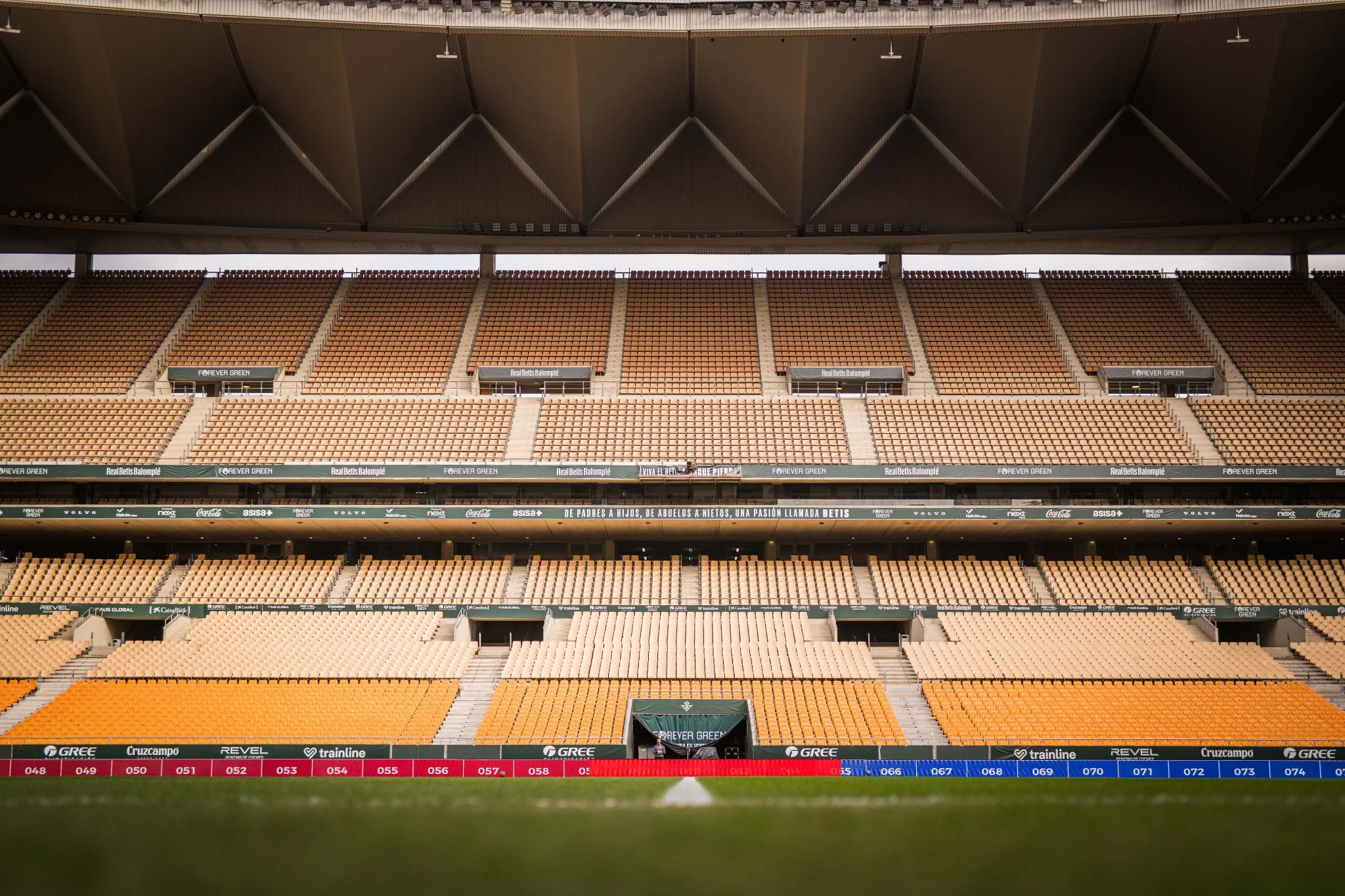 内马尔伤愈复出首战造三球,巴西天王满血归来